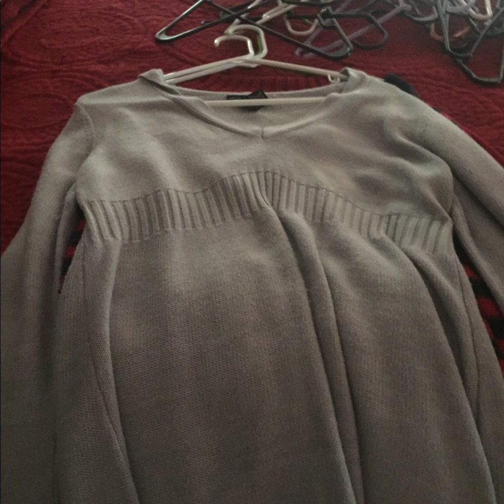 Gray hoodie sweater